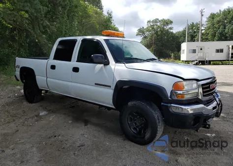 2005 GMC Sierra K2500 Heavy Duty из США, поврежденный, VIN 1GTHK23U35F881594